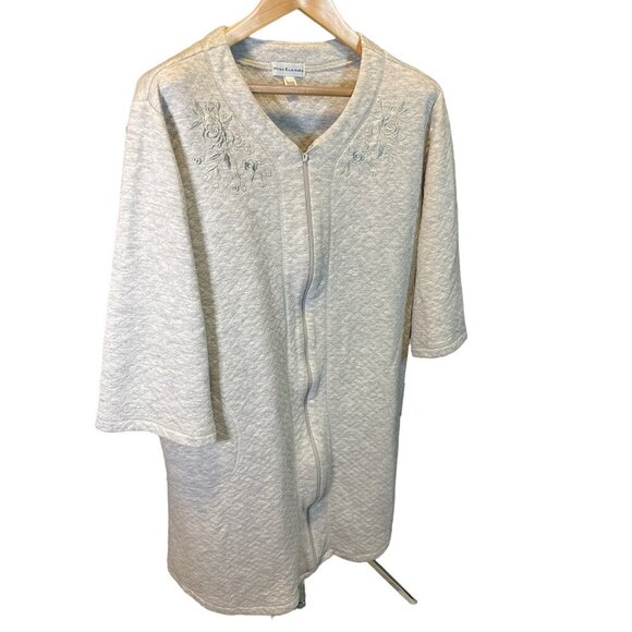 Miss Elaine Gray Quilted Zip Up Housecoat Embroidery Size Medium - Picture 3 of 9